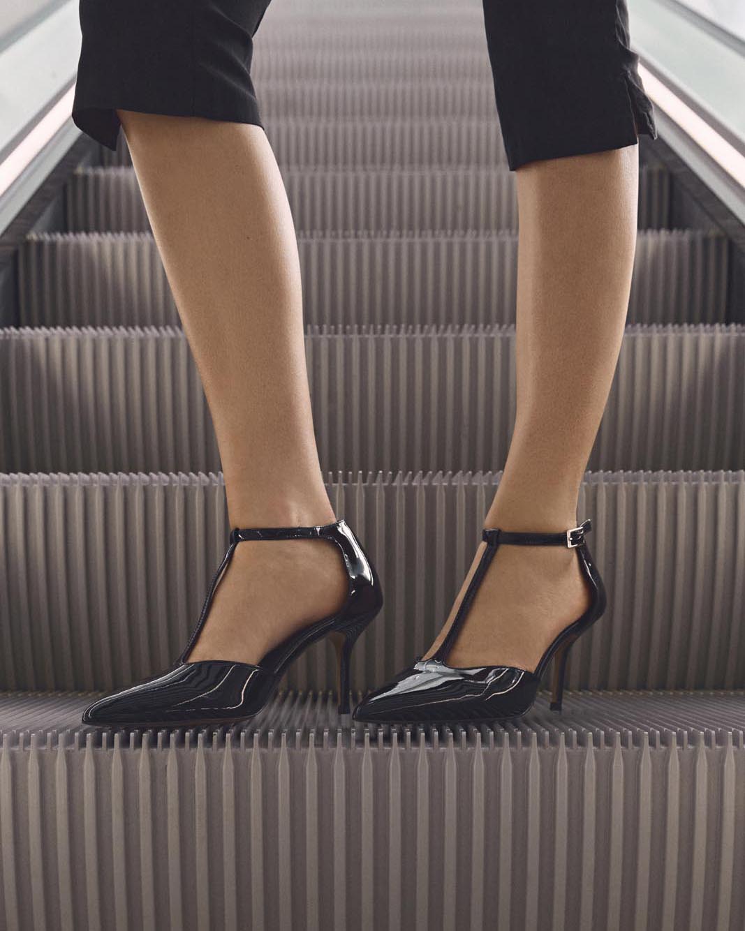 MAVEN HIGH HEELS BLACK PATENT