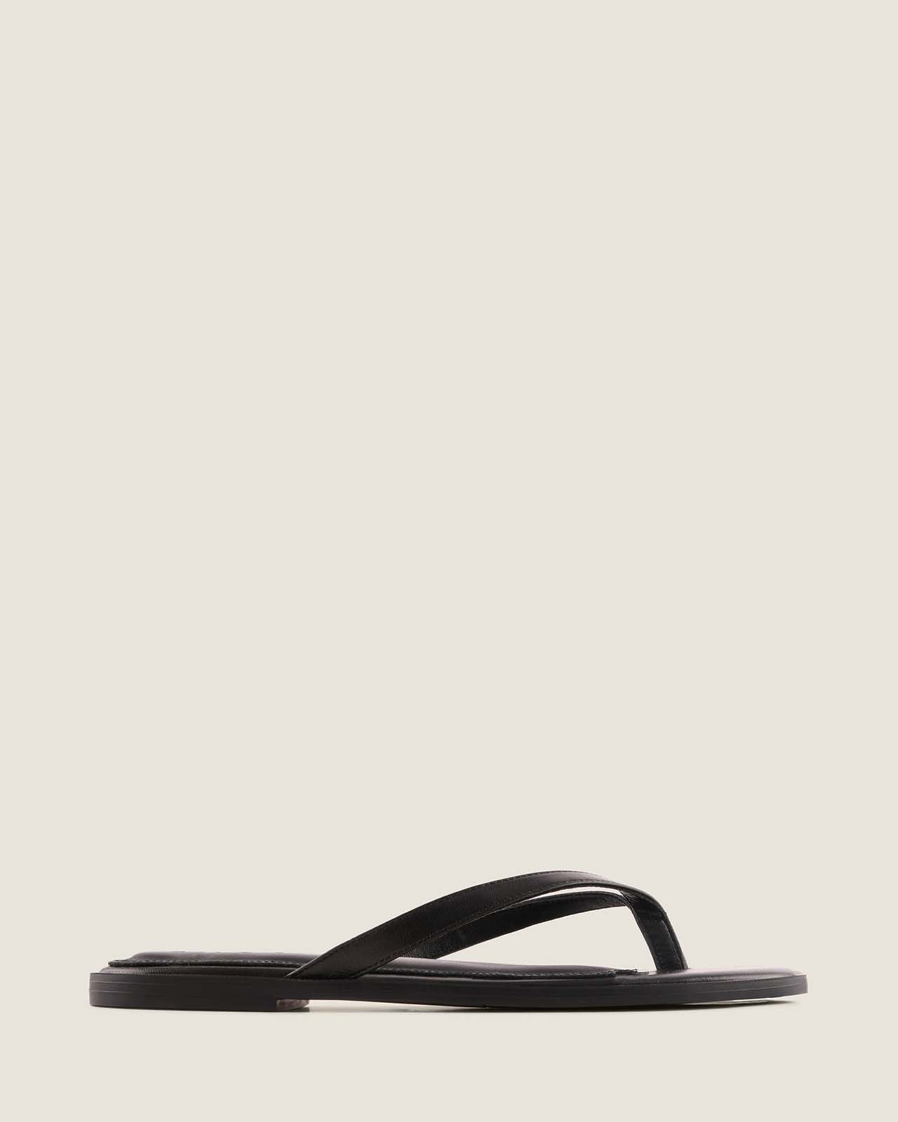 Aspen Flat Sandal Black Leather