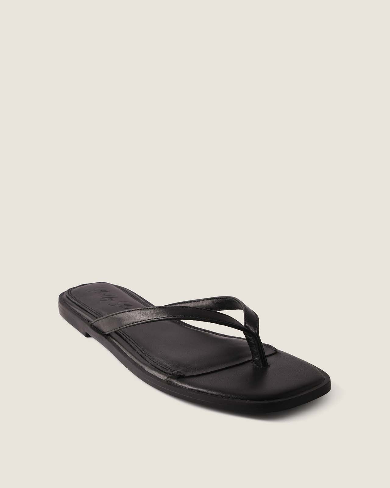 Aspen Flat Sandal Black Leather