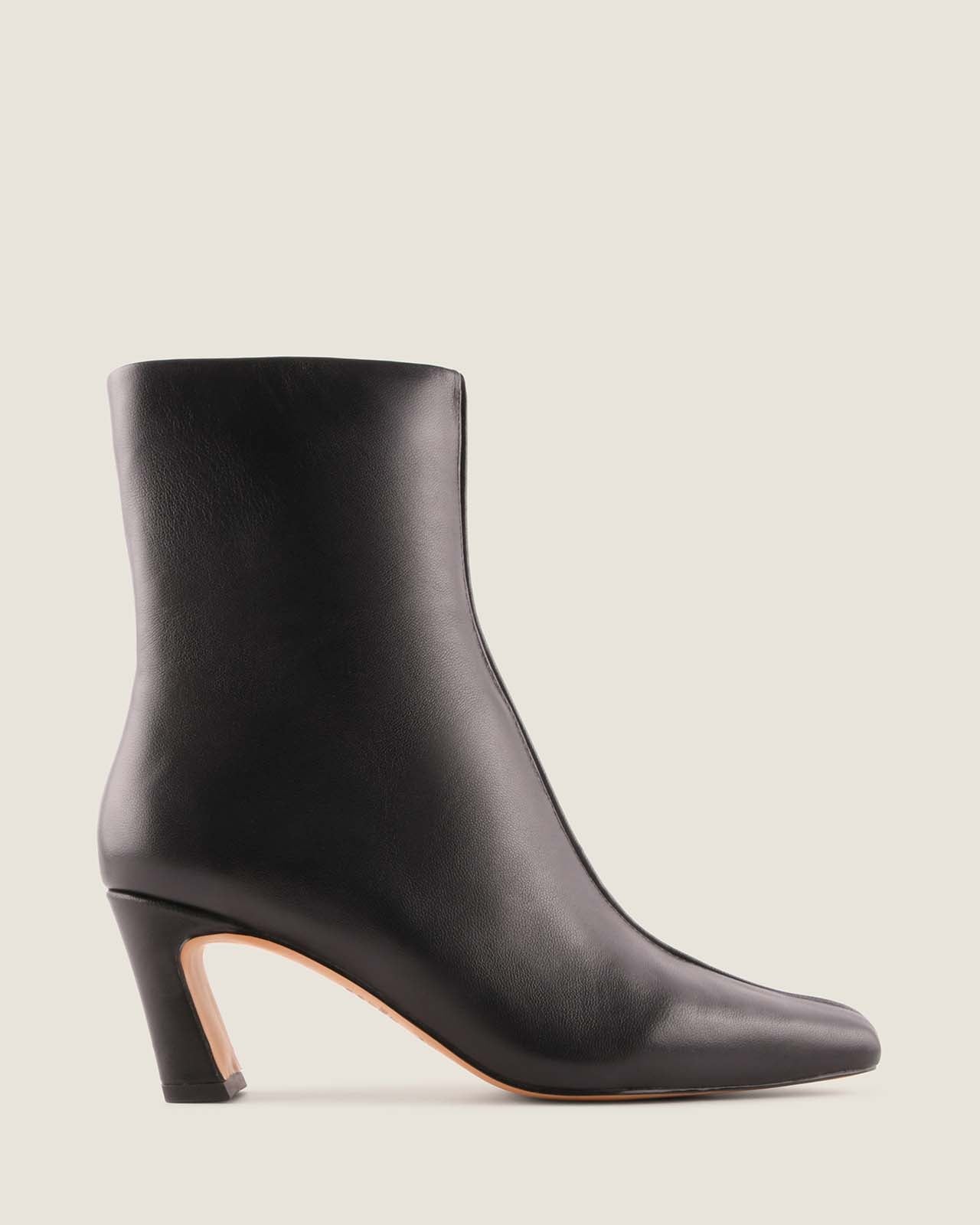 Atlas heel ankle boot black leather