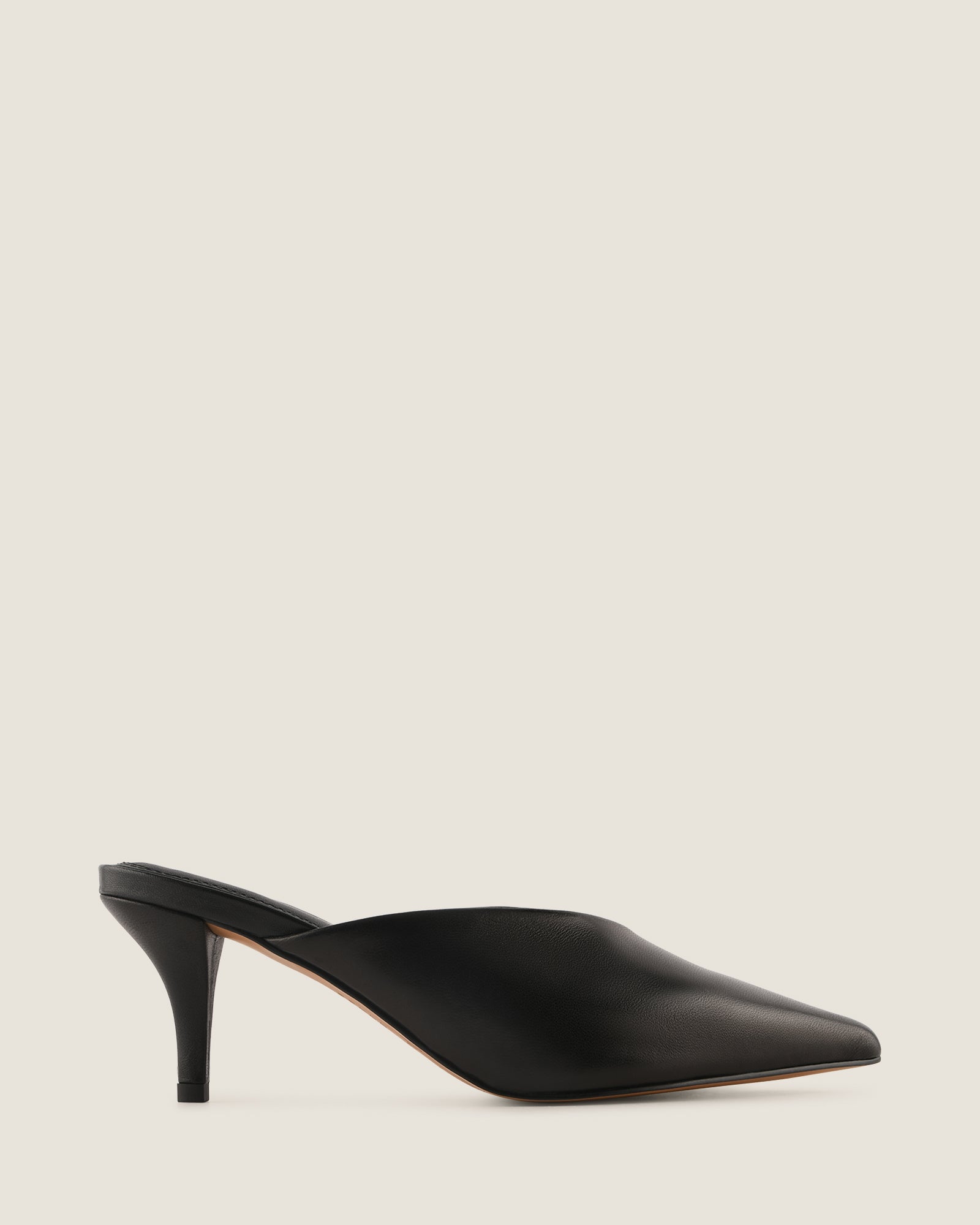 BLAKE LOW HEELS BLACK LEATHER