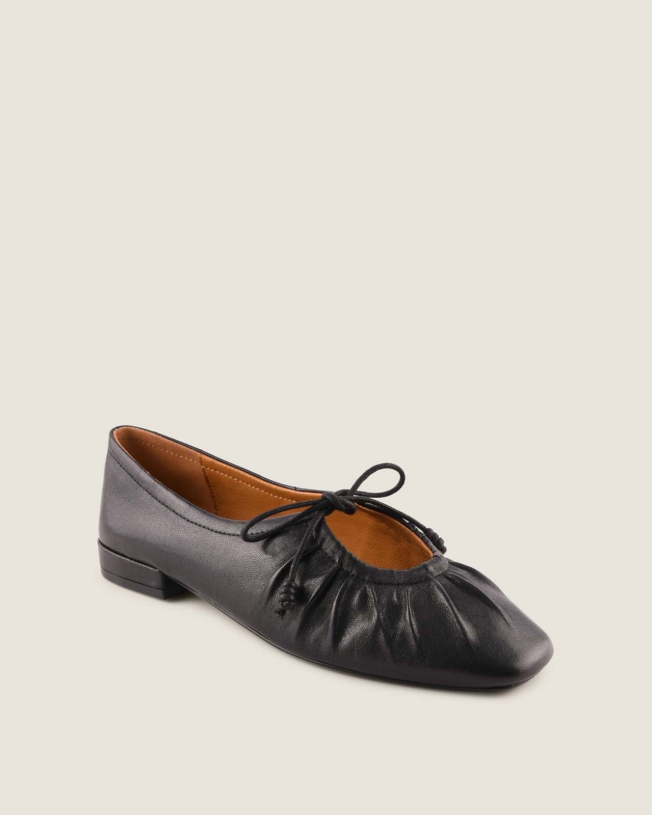 LOGAN CASUAL FLATS BLACK LEATHER
