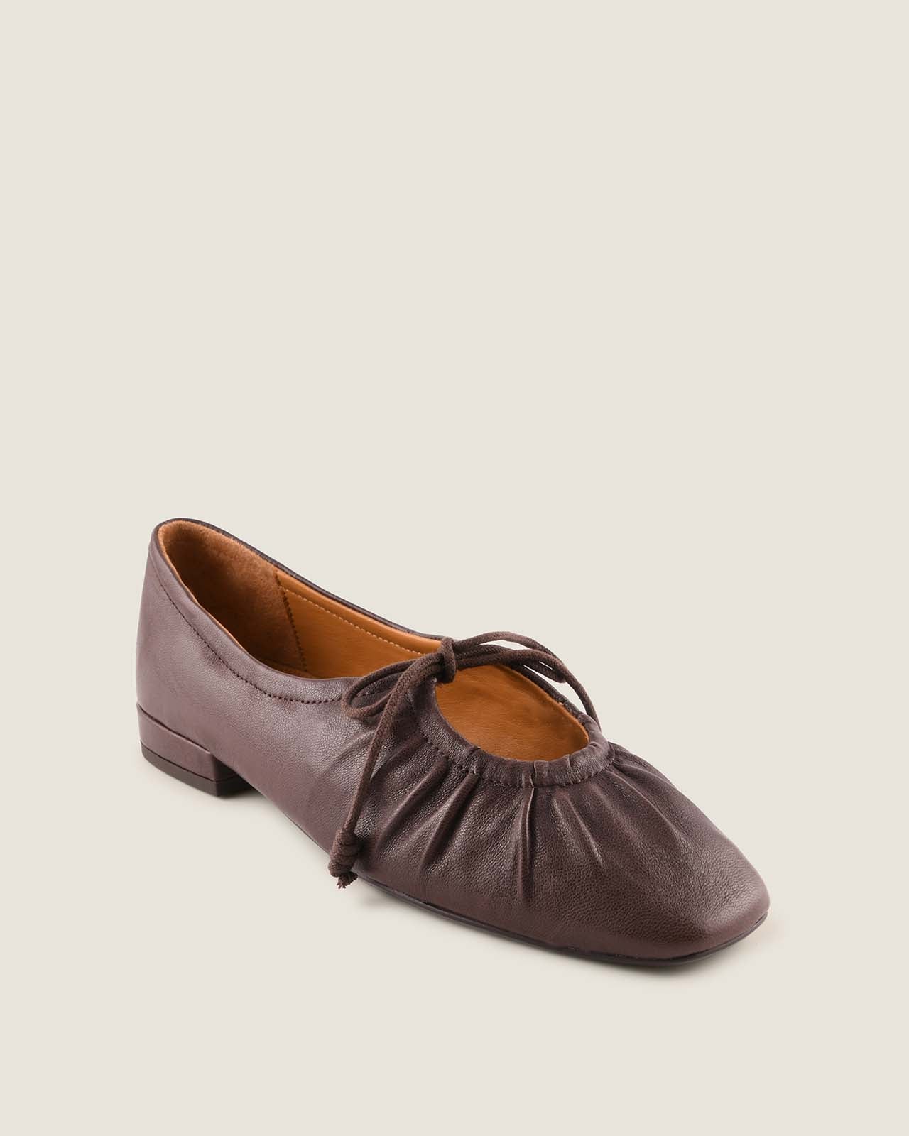 LOGAN CASUAL FLATS BROWN LEATHER