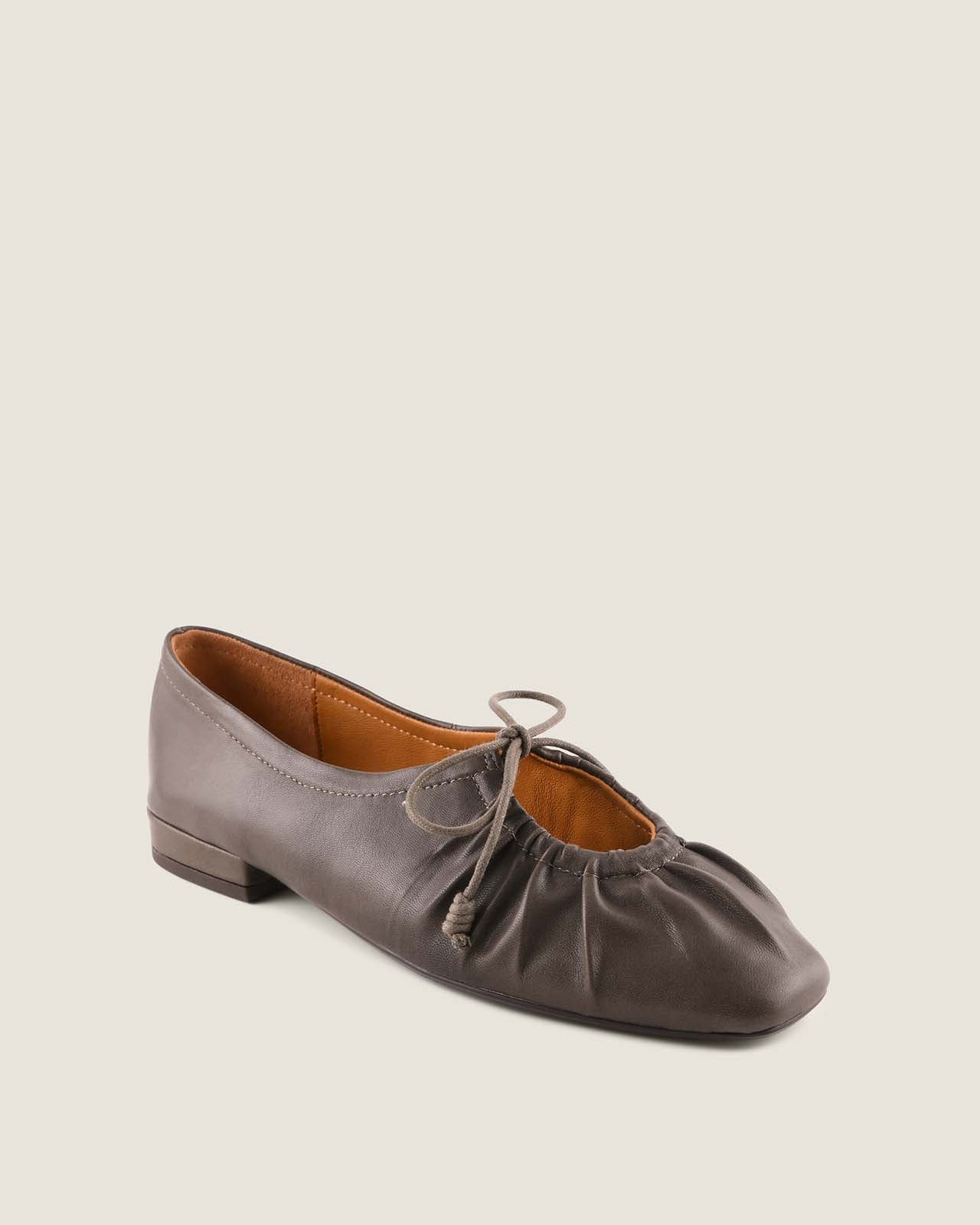 LOGAN CASUAL FLATS OLIVE LEATHER