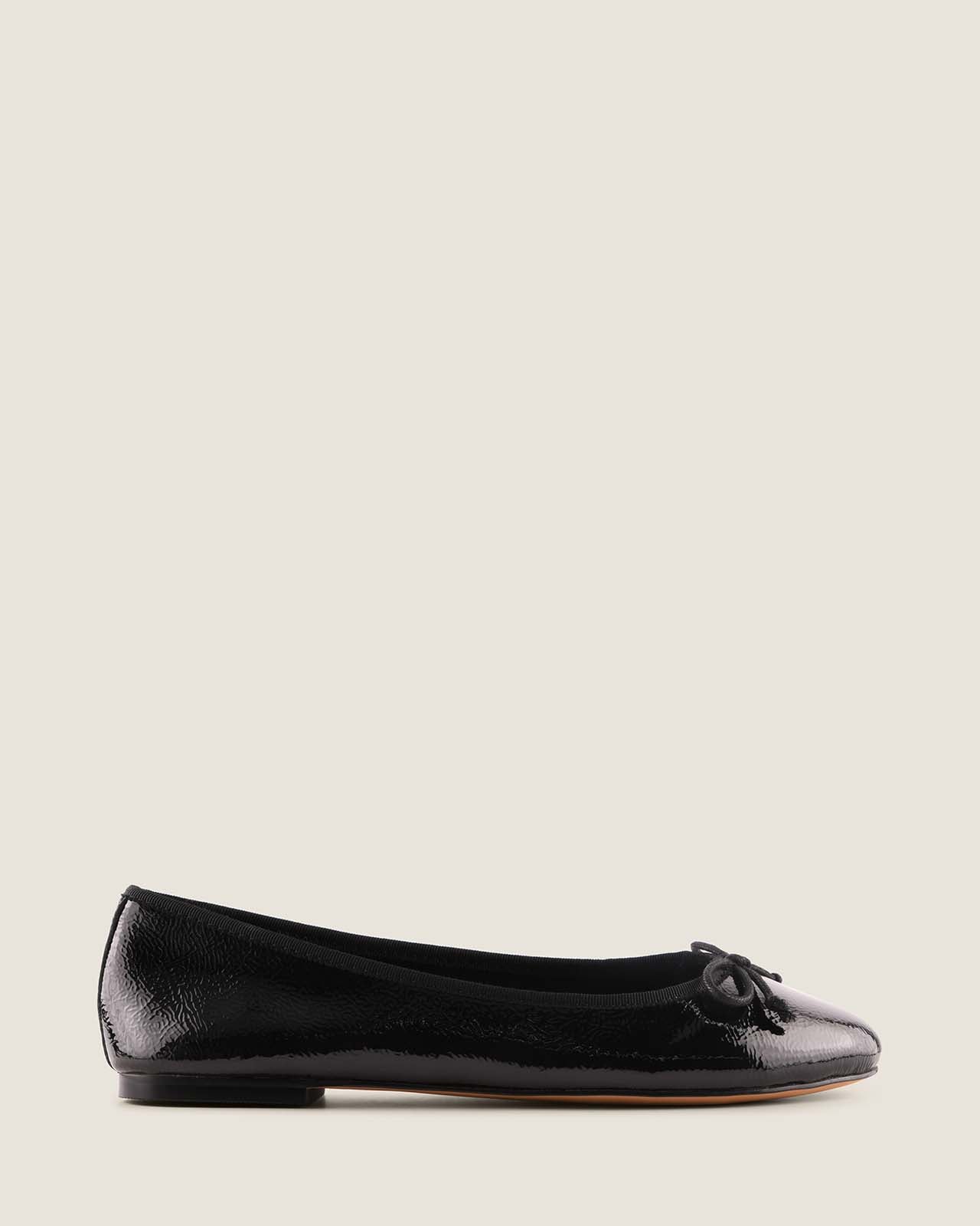 POET BALLET FLATS BLACK CRINKLE PATENT