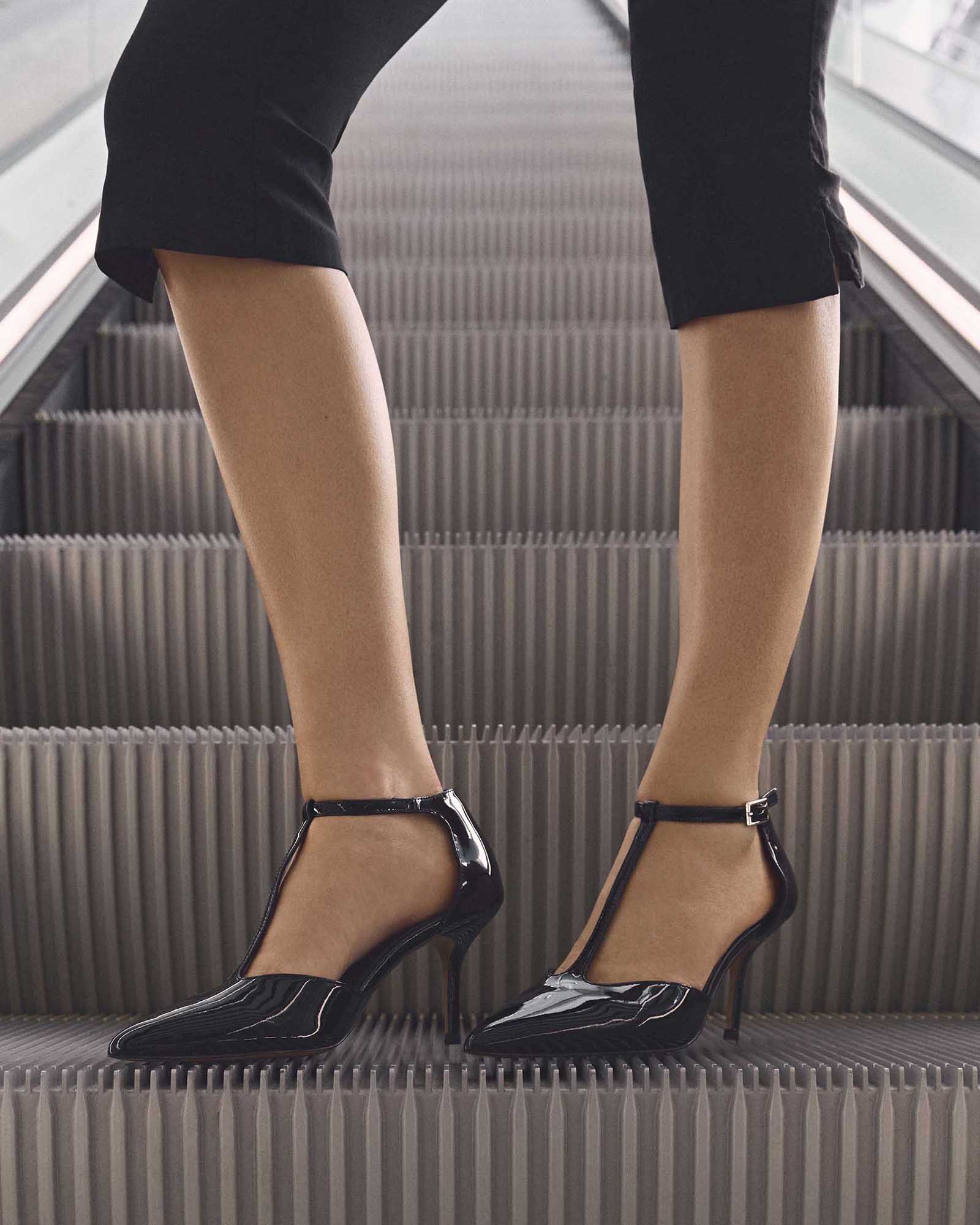 MAVEN HIGH HEELS BLACK PATENT