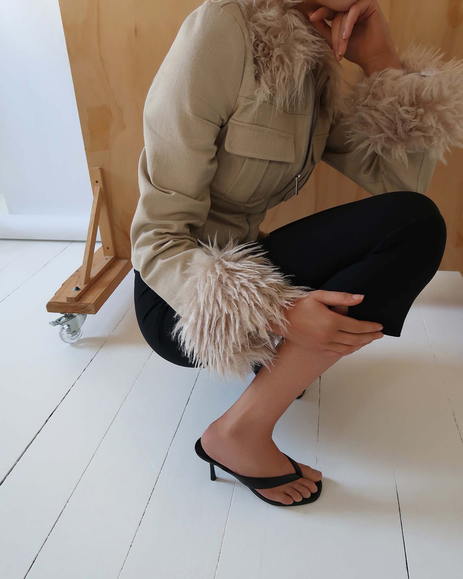 PIA HIGH SANDALS BLACK LEATHER